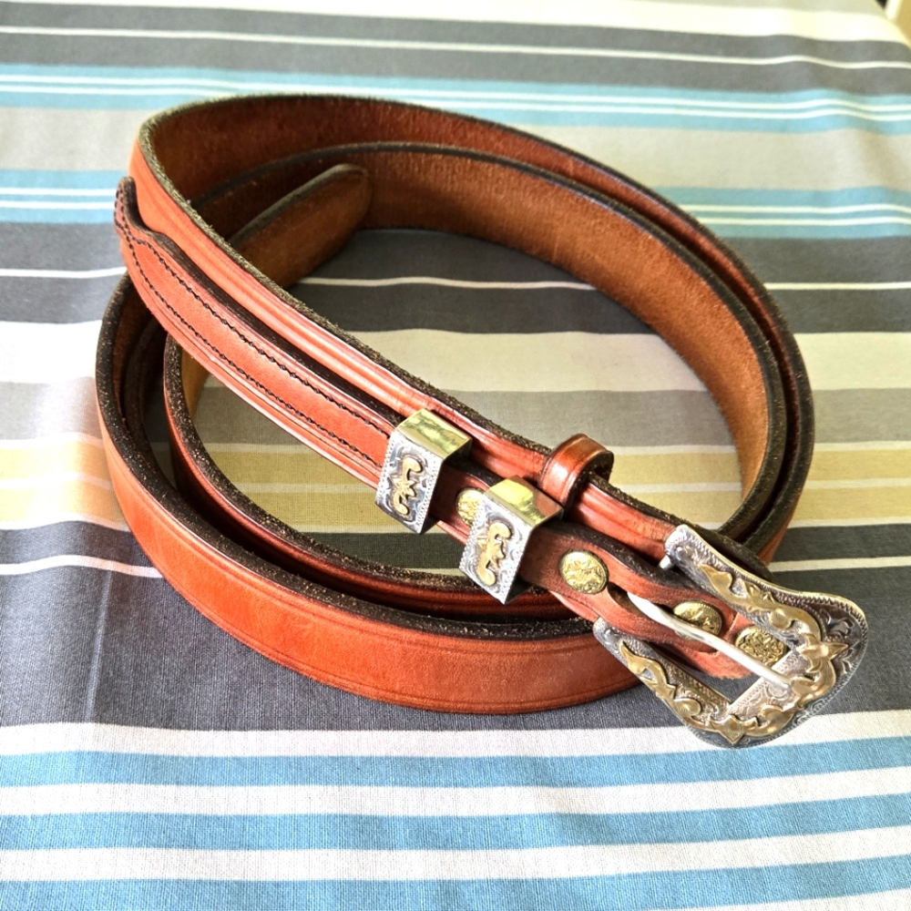 Insko Leather Apollo, PA Belt Silver/Gold Accent Buckle Sz 50
